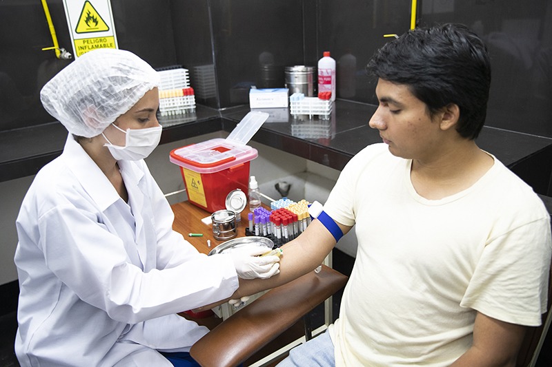 Laboratorio Clínico y Anatomía Patológica